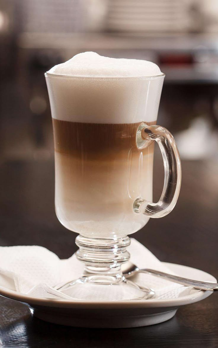 LATTE MACCHIATO