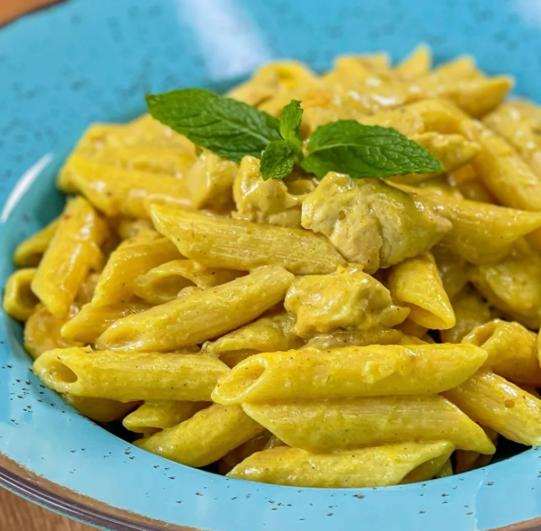 KÖRİ SOSLU MAKARNA